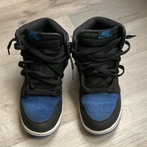Jordan 1s Kids 4Y ‘High OG’ Sneakers